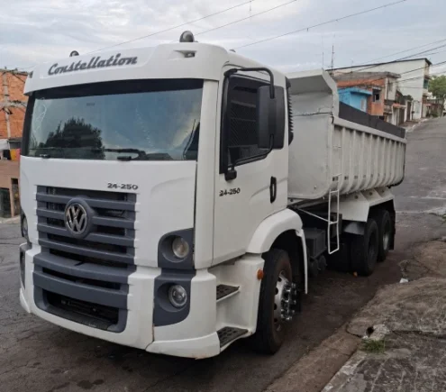 imagem do produto Caminh�o Ca�amba BasculanteVolkswagen Constellation 24.250 Ano 2006