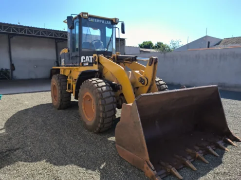 imagem do produto P� Carregadeira Caterpillar 924Gz Ano 2001