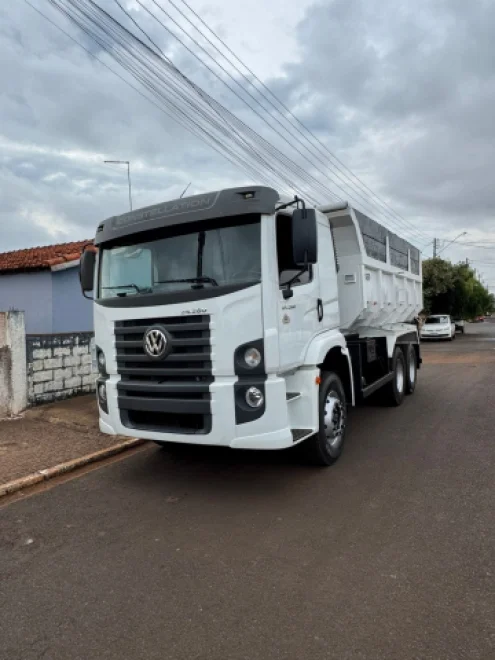 imagem do produto Caminh�o Ca�amba Basculante Volkswagen Constellation 24.280 Ano 2022/2023