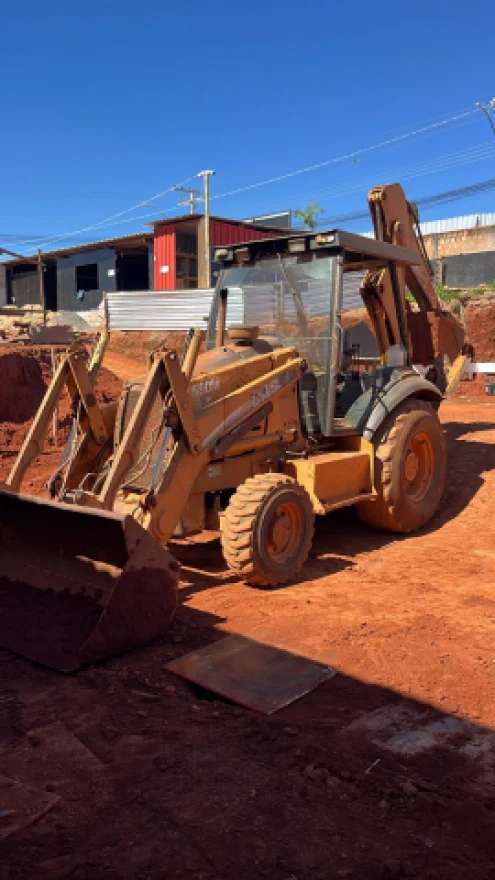imagem do produto Retro Escavadeira Case 580 2010 � Venda em Afenas MG