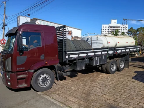 imagem do produto Caminh�o Carroceria Ford Cargo 2428 2012 � Venda em Campinas SP