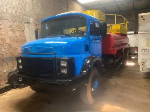imagem do produto Caminhão Pipa Mercedes Benz 2214 1987/1987 á Venda em Três Lagoas MS