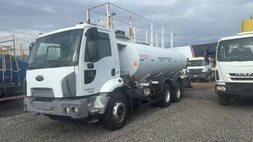 imagem do produto Caminhão Pipa Ford Cargo 2629 2014/2015 á Venda em Três Lagoas MS