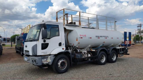imagem do produto Caminhão Pipa Ford Cargo 2629 2014/2015 á Venda em Três Lagoas MS