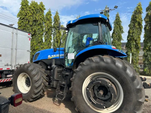 imagem do produto Trator New Holland T7.245 2017 á Venda em  Santa Fé do Sul