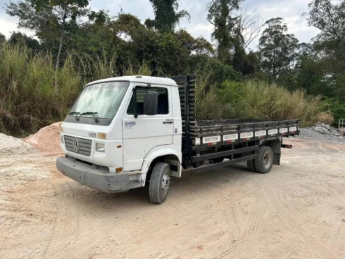 imagem do produto Caminhão Carroceria Volkswagen 8-150 2002