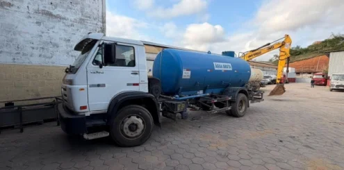 imagem do produto Caminhão Pipa Volkswagen 13.190 2015/2015 á Venda em  Vitória ES