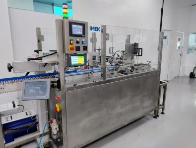 Aplicadora de Rtulos Sleeve en Horizontal: Tecnologa y Precisin para su Produccin