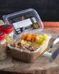 Patinho desfiado com Pur� de Mandioca e Legumes - 225g