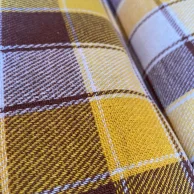 xadrez marrom branco e amarelo.png