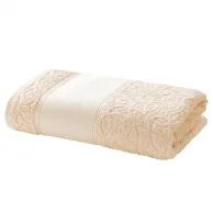 toalha sofia pintar bege.jpg