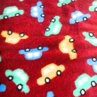 tecido ultra soft  carrinho fundo vermelho.jpg