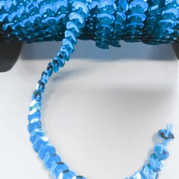 lantejoula metro dourado.png