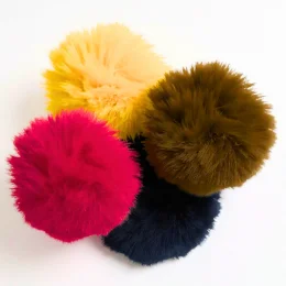 capa bola pompom pelucia.png