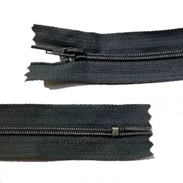 ziper nylon cinza escuro.png