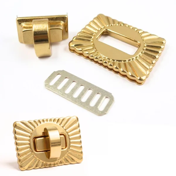 fecho de bolsa 3x4,2 dourado.png