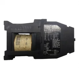 Contator Tripolar NA+2NF 9A 24V 3TF40 22-0BB4 - Siemens