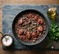 Feij�o preto com lingui�a calabresa