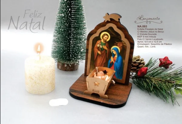 Enfeite Presépio de Natal com Menino Jesus no Berço