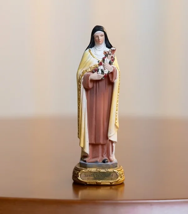 Santa Terezinha 13cm � Resina