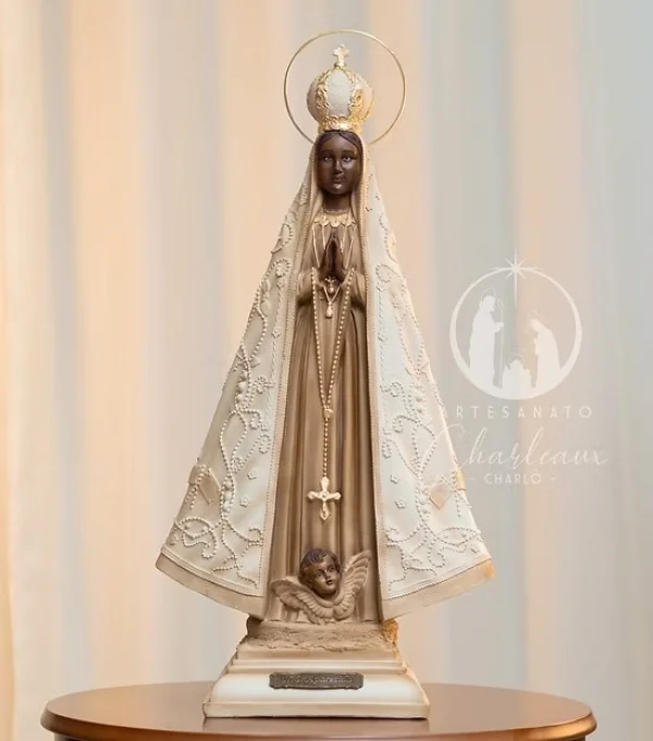 Nossa Senhora Aparecida com Auréola Marfim 20cm – Resina