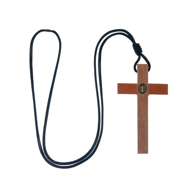 Colar Cruz São Bento para Coroinha