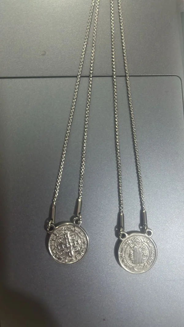 Colar Escapul�rio Medalha de S�o Bento - Com caixinha