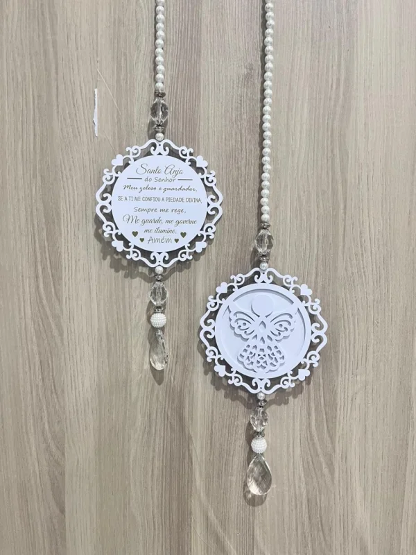 Escapulário com Arabescos Motivo Santo Anjo com Cordão de Pérola
