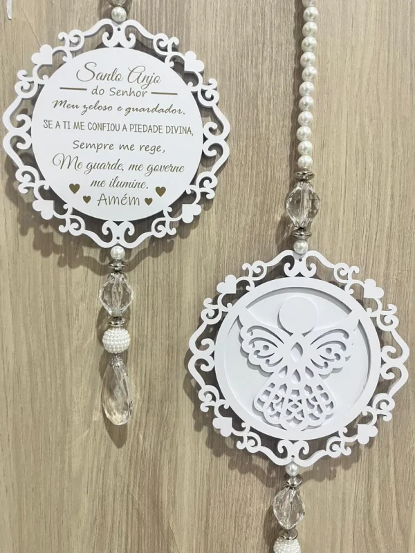 Escapulário com Arabescos Motivo Santo Anjo com Cordão de Pérola