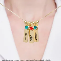 Colar Personalizado com Pingentes de Corao e Nomes -Banhado a Ouro