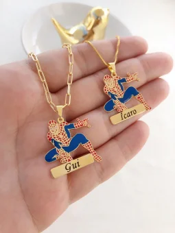 Colar Super-Heri Personalizado com nome - Cartier- Banhado a Prata
