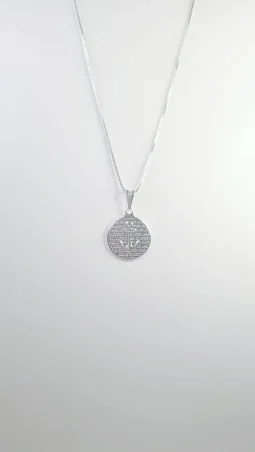 Colar com pingente de  ncora