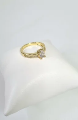Anel estilo com zircnia
