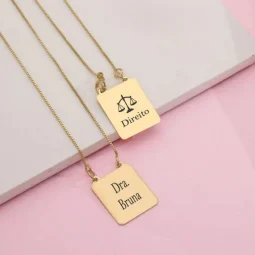 Colar Direito - Nome - personalizados banhado em Ouro.