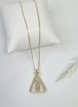 Colar de Nossa Senhora Aparecida com cristais de Zircnia - Banhado a Ouro