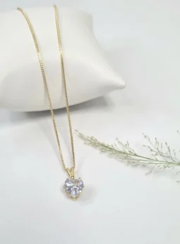 Colar com corao de Zircnia Banhado a Ouro