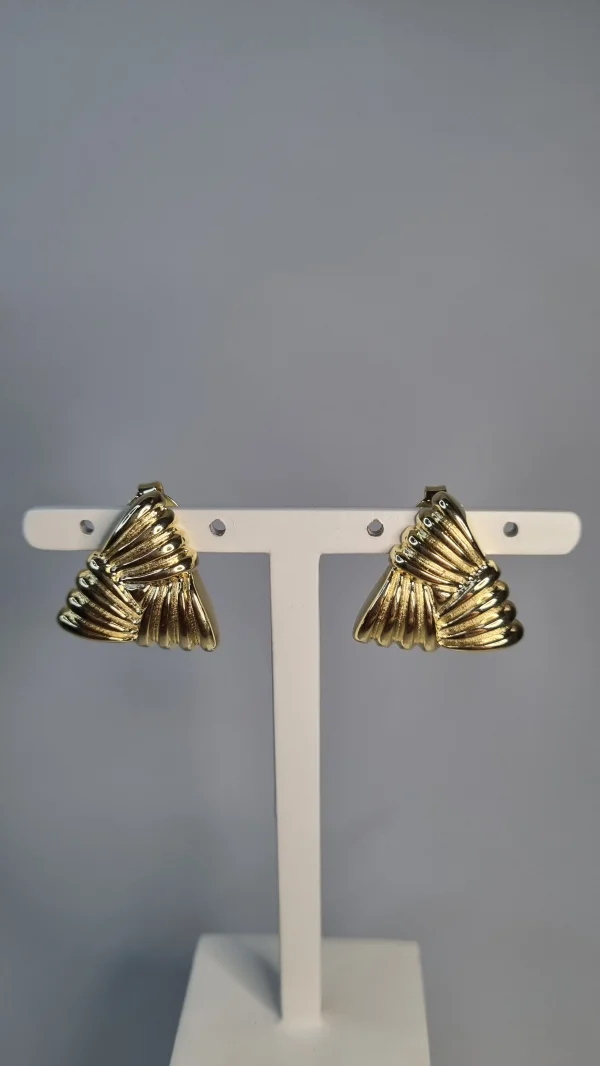 Brincos triangulo - Coleção Elemental - Banhado a Ouro