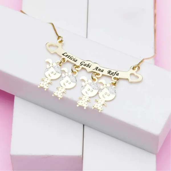 Colar Personalizado com Filhas - Semijoia Banhada a Ouro