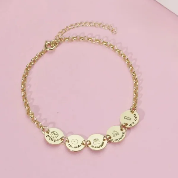 Pulseira com plaquinhas redondas personalizadas - Banhada a Prata.