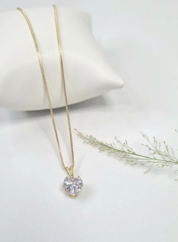 Colar com coração de Zircônia Banhado a Ouro