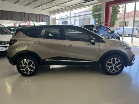 RENAULT Captur 1.3 16V 4P FLEX TCE INTENSE TURBO X-TRONIC AUTOM�TICO CVT, Foto 3