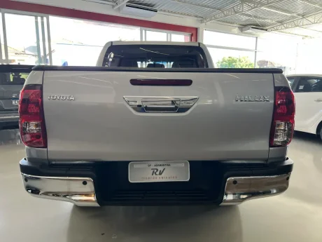 TOYOTA Hilux Caminhonete 2.8 16V 4P SR 4X4 DIESEL CABINE DUPLA AUTOM�TICO, Foto 4