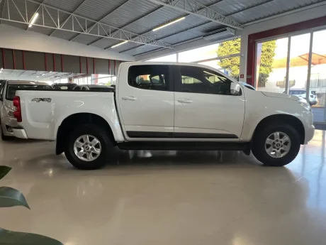 CHEVROLET S10 2.8 16V LT CABINE DUPLA 4X4 TURBO DIESEL AUTOM�TICO, Foto 3