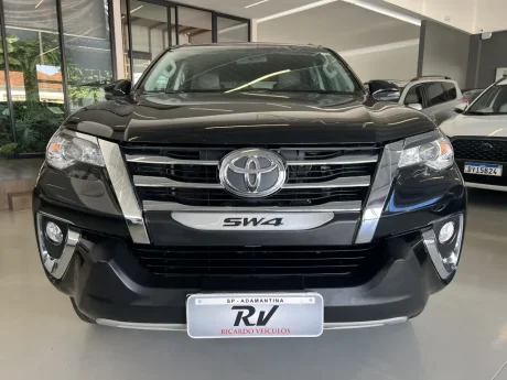 TOYOTA Hilux SW4 2.7 16V 4P SR AUTOM�TICO, Foto 2