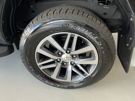 TOYOTA Hilux Caminhonete 2.8 16V SRX 4X4 TURBO DIESEL CABINE DUPLA AUTOMTICO, Foto 5