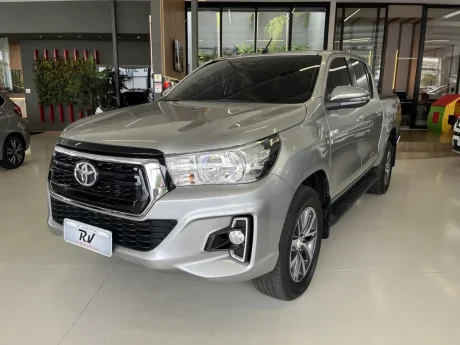 TOYOTA Hilux Caminhonete 2.7 16V 4P SRV FLEX 4X4  CABINE DUPLA AUTOMTICO, Foto 1