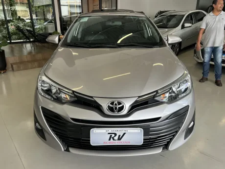TOYOTA Yaris Sedan 1.5 16V 4P FLEX XLS CONNECT MULTIDRIVE AUTOM�TICO CVT, Foto 2