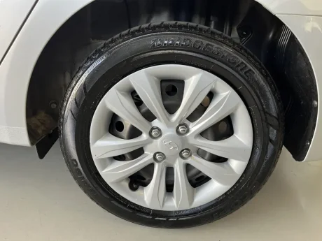 HYUNDAI HB 20 Sedan 1.6 16V 4P FLEX COMFORT PLUS AUTOMTICO, Foto 6