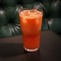 Suco de morango com laranja