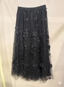 SAIA DE TULE  C. FLORES 3D.jpeg